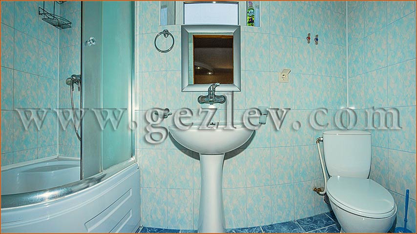    Apartaments,  